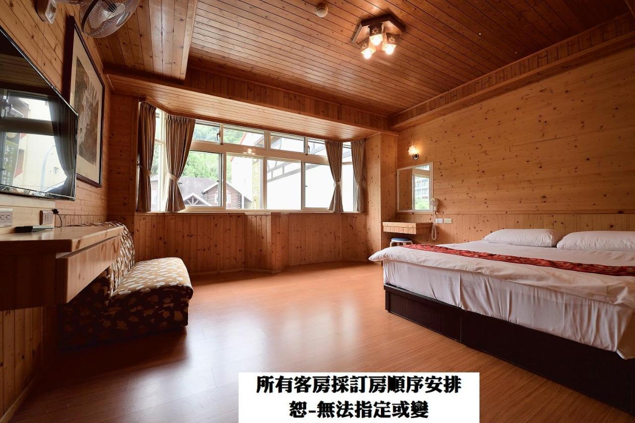 溪頭桂竹山莊民宿 Луґу Екстер'єр фото